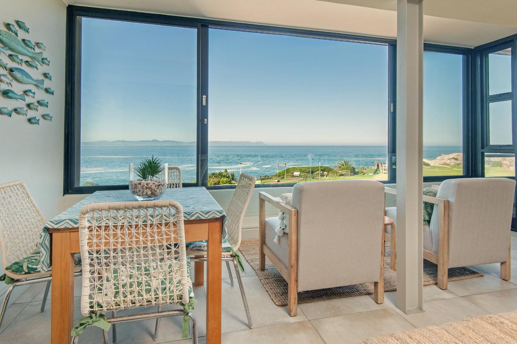 Walker Bay Luxury Seafront Apartment Херманус Екстериор снимка